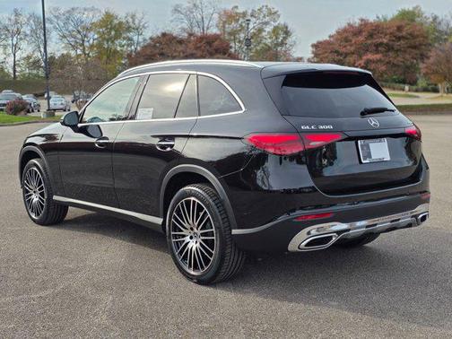 2026 Mercedes-Benz GLC 300 4MATIC