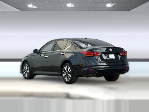 2020 Nissan Altima 2.5 SV