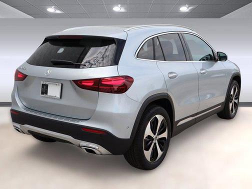 2025 Mercedes-Benz GLA 250 Base