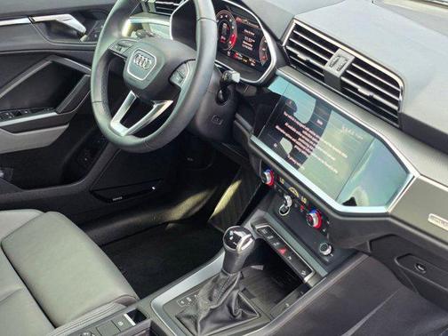 2024 Audi Q3 45 S line Premium Plus