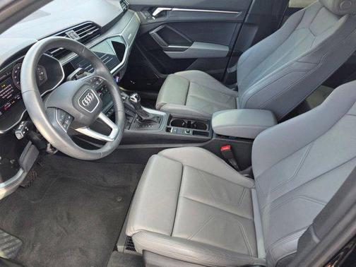 2024 Audi Q3 45 S line Premium Plus