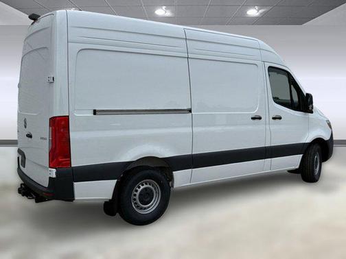 2025 Mercedes-Benz Sprinter 2500 High Roof