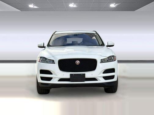 Fuji White 2019 Jaguar F-PACE 25t Premium