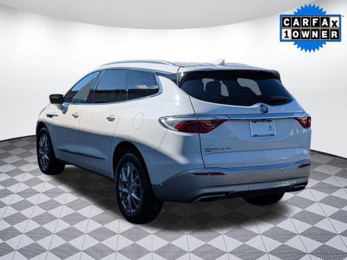 2022 Buick Enclave AWD Essence