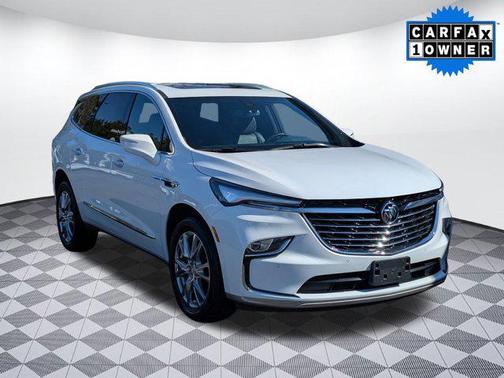 2022 Buick Enclave AWD Essence