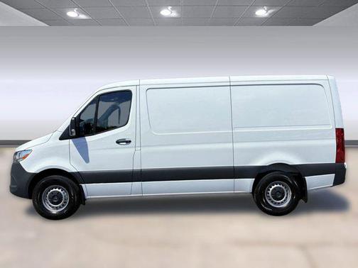 2025 Mercedes-Benz Sprinter 2500 Standard Roof