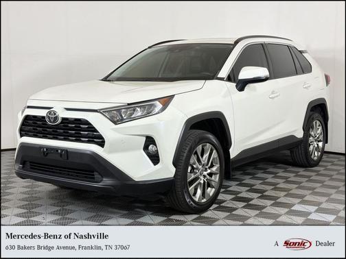 Blizzard Pearl 2021 Toyota RAV4 XLE Premium