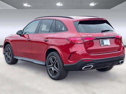 2026 Mercedes-Benz GLC 300 4MATIC