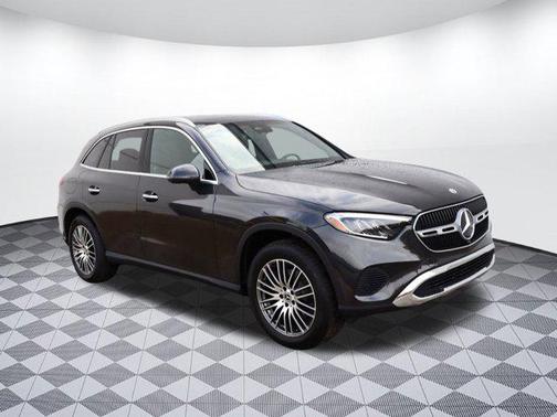 2025 Mercedes-Benz GLC 300 4MATIC