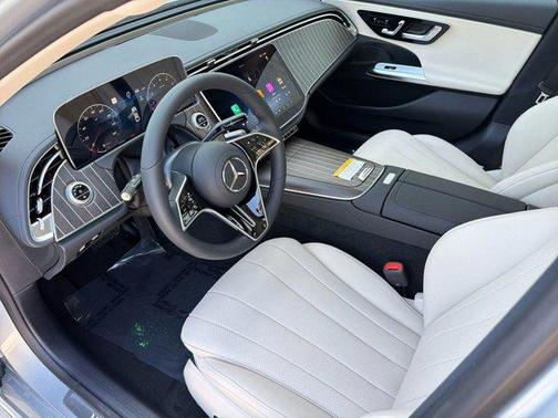 Cirrus Silver Metallic 2026 Mercedes-Benz E-Class E 350
