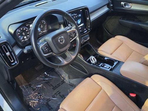 2019 Volvo XC40 T5 Inscription