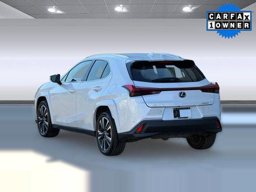 2022 Lexus UX 200 Base
