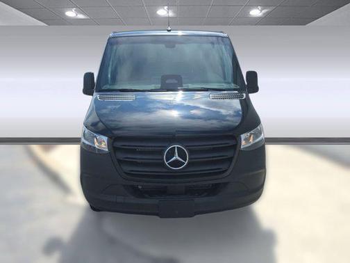 2025 Mercedes-Benz Sprinter 2500 Standard Roof