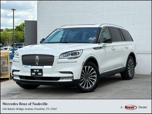 White 2020 Lincoln Aviator Reserve AWD