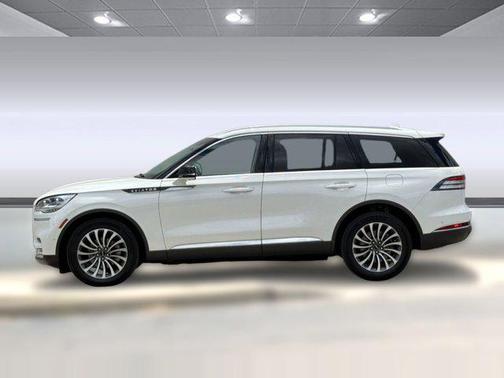 White 2020 Lincoln Aviator Reserve AWD