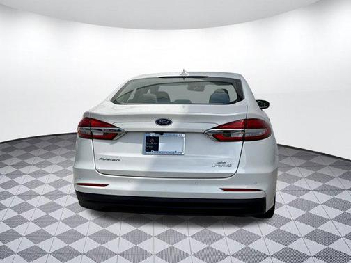 2019 Ford Fusion Hybrid SE