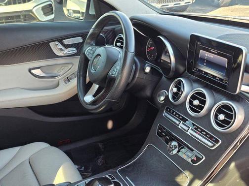 2016 Mercedes-Benz C-Class C 300