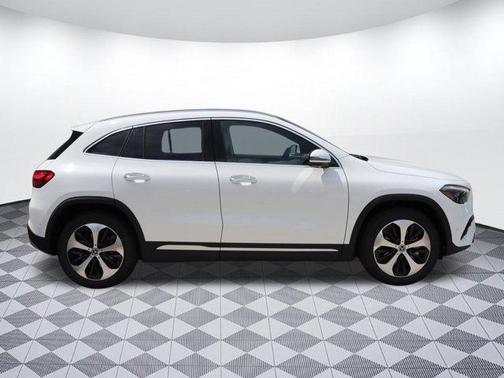 2025 Mercedes-Benz GLA 250 Base