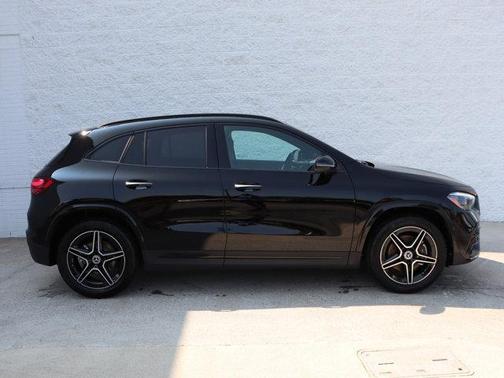 2025 Mercedes-Benz GLA 250 Base