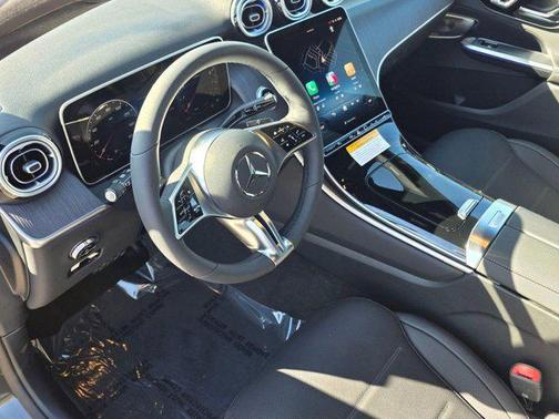 Graphite Grey Metallic 2026 Mercedes-Benz GLC 300 4MATIC