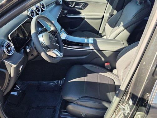 Graphite Grey Metallic 2026 Mercedes-Benz GLC 300 4MATIC