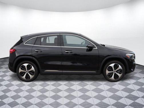 2025 Mercedes-Benz GLA 250 Base