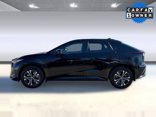 2025 Toyota bZ4X XLE