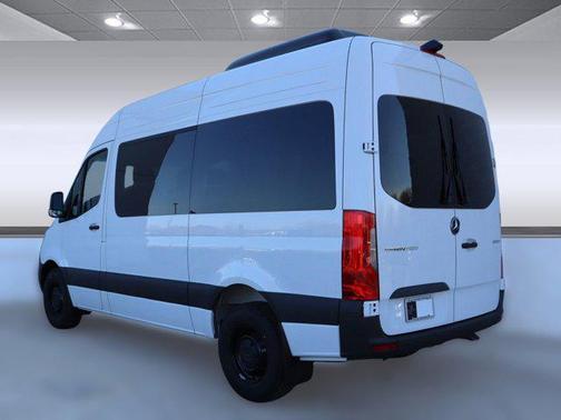 2025 Mercedes-Benz Sprinter 2500 High Roof