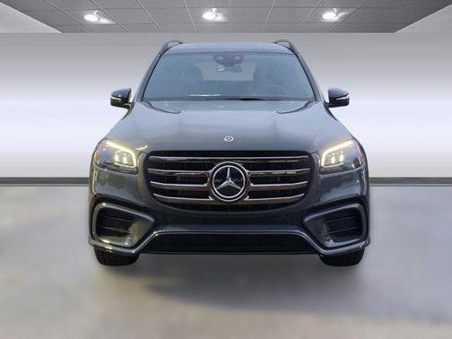 2026 Mercedes-Benz GLS 450 4MATIC