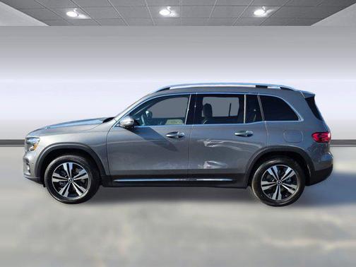 Mountain Grey Metallic 2026 Mercedes-Benz GLB 250 4MATIC