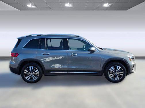 Mountain Grey Metallic 2026 Mercedes-Benz GLB 250 4MATIC