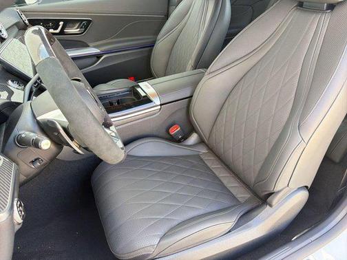 MANUFAKTUR Moonlight White Metallic 2026 Mercedes-Benz AMG CLE 53 4MATIC+