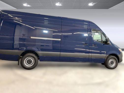 2025 Mercedes-Benz Sprinter 2500 High Roof
