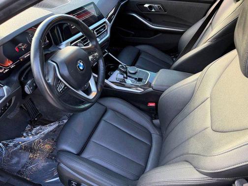 2019 BMW 330 330i