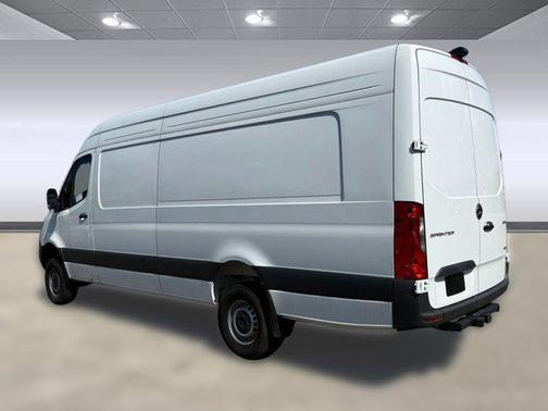 2025 Mercedes-Benz Sprinter 2500 High Roof