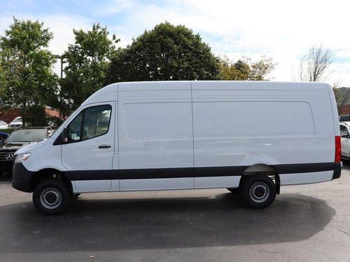 2025 Mercedes-Benz Sprinter 2500 High Roof