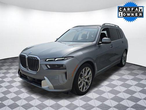 2025 BMW X7 xDrive40i