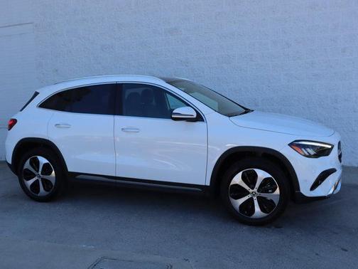 2025 Mercedes-Benz GLA 250 Base