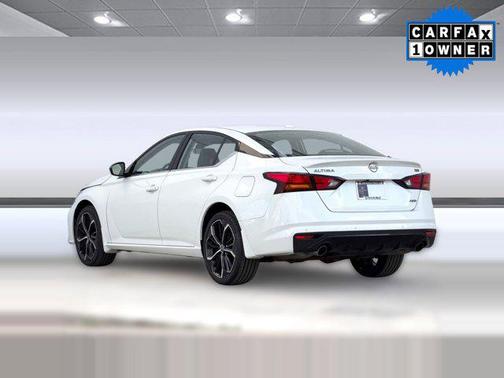 2023 Nissan Altima SR Intelligent AWD