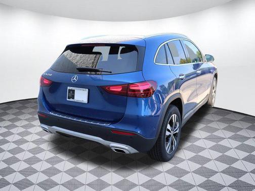 2025 Mercedes-Benz GLA 250 Base