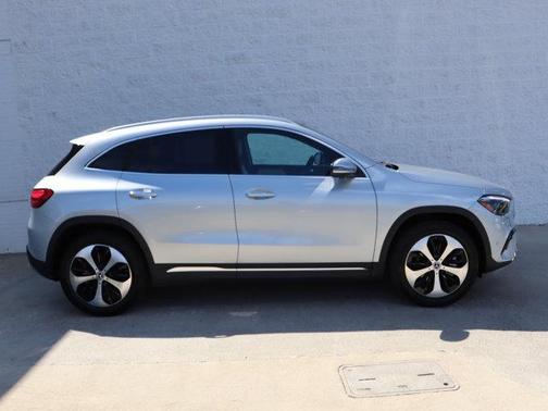 2025 Mercedes-Benz GLA 250 4MATIC