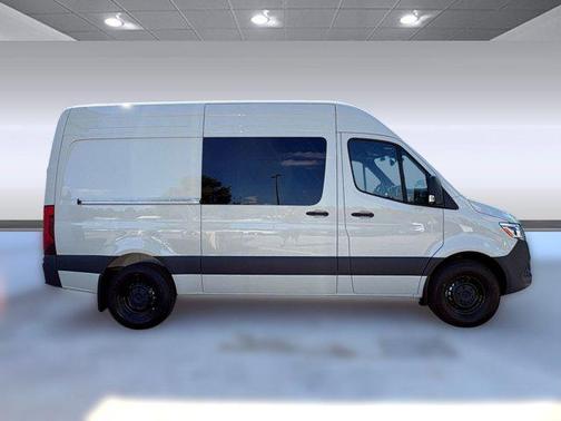 2026 Mercedes-Benz Sprinter 2500 High Roof