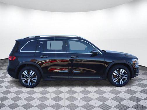 2025 Mercedes-Benz GLB 250 Base