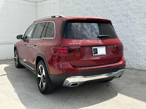 2025 Mercedes-Benz GLB 250 Base