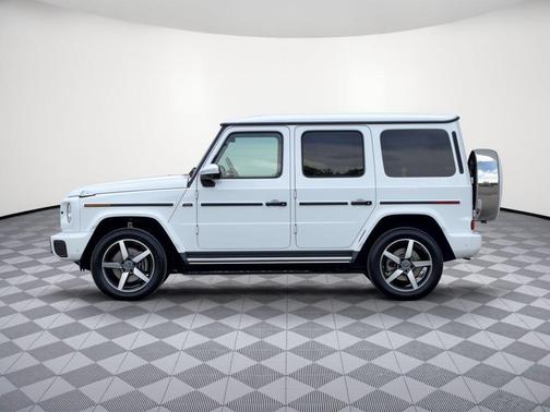 MANUFAKTUR Moonlight White Metallic 2027 Mercedes-Benz G-Class G 580e