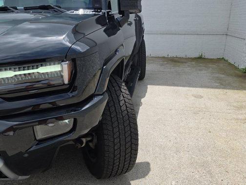 2024 GMC HUMMER EV SUV 2X