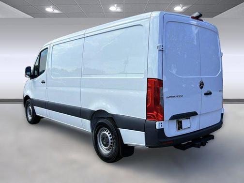 2025 Mercedes-Benz Sprinter 2500 Standard Roof