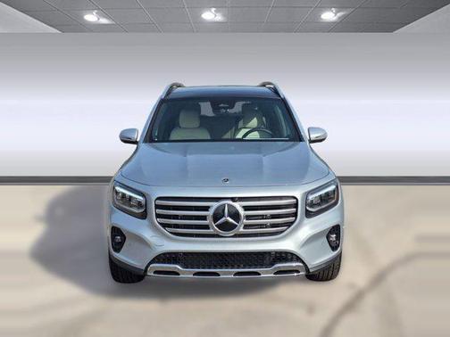 Cirrus Silver Metallic 2026 Mercedes-Benz GLB 250 4MATIC