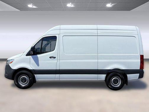 2025 Mercedes-Benz Sprinter 2500 High Roof
