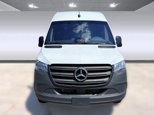 2025 Mercedes-Benz Sprinter 2500 High Roof